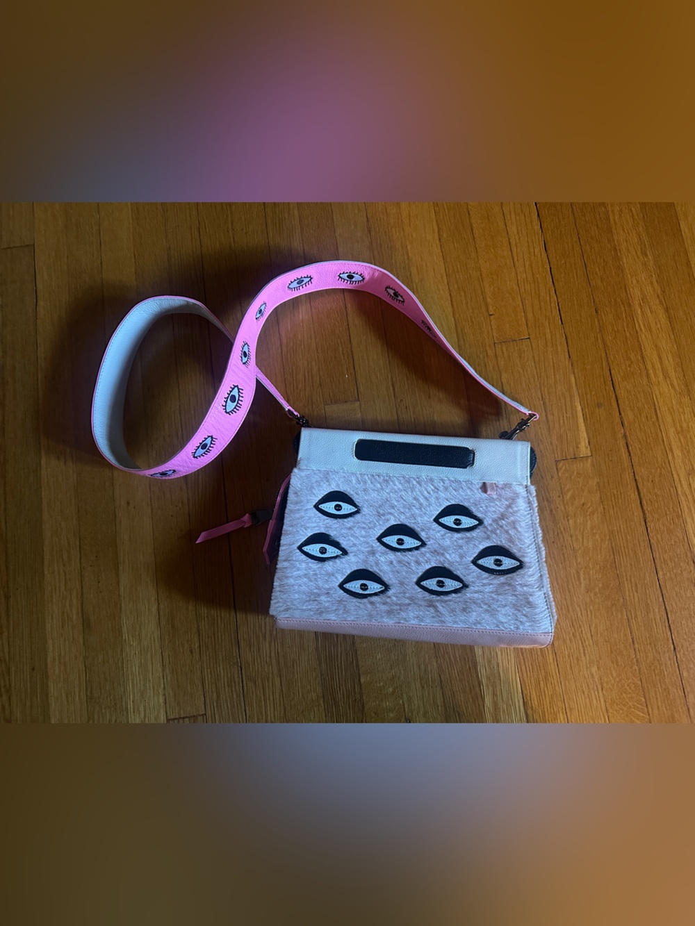 Min & Mon Vali Pink Eyes Appliqué with Adjustable Handle and Exclusive Strap